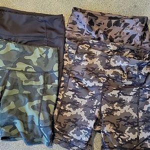 4 bike shorts Small